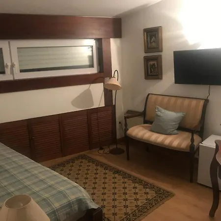 Hotell Portofoz 2*
