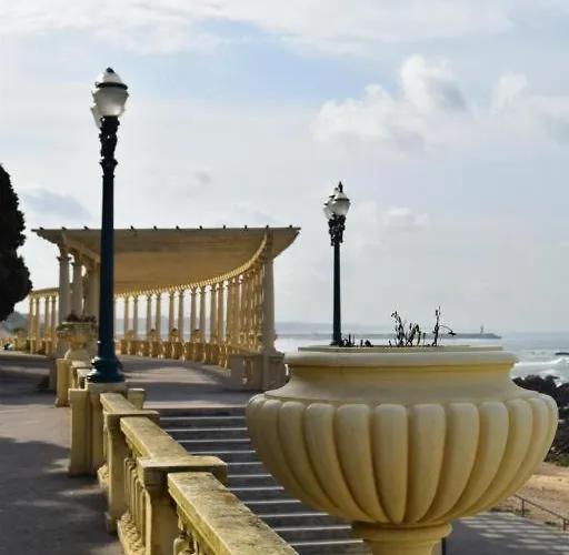 Portofoz Отель 2*